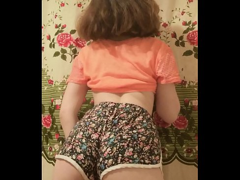 ❤️ ʻO ka pēpē ʻōpio uʻi e wehe ana i kona mau pōkole ma ka pahupaʻikiʻi ❌ Anal video ma haw.bestsexporno.ru