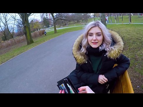 ❤️ Ale i ka ʻume wela a kahi malihini no ke kālā - blowjob ma ka paka na Eva Elfie ❌ Anal video ma haw.bestsexporno.ru